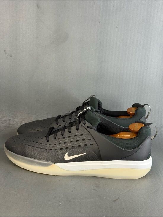 Nike Zoom Nyjah 3 SB \'Black White\' athletic sneaker shoes men’s size 13 main image 5